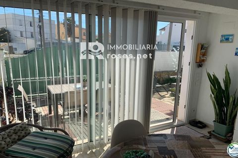 Villa i Roses, Gerona, Roses - € 335.000 | Ref: 3772 - foto 11