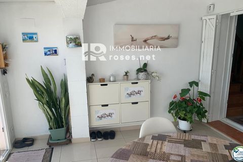 Villa i Roses, Gerona, Roses - € 335.000 | Ref: 3772 - foto 12