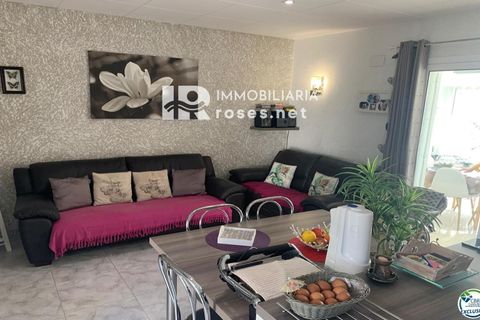 Villa i Roses, Gerona, Roses - € 335.000 | Ref: 3772 - foto 15