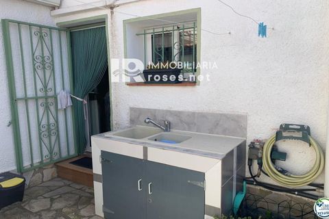 Villa i Roses, Gerona, Roses - € 335.000 | Ref: 3772 - foto 35