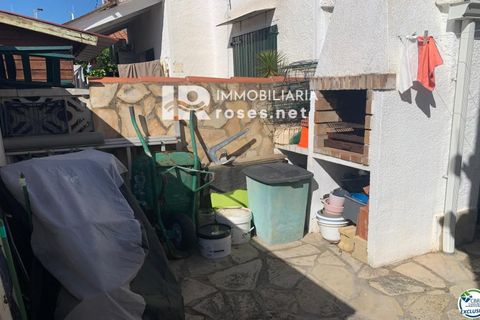 Villa i Roses, Gerona, Roses - € 335.000 | Ref: 3772 - foto 39