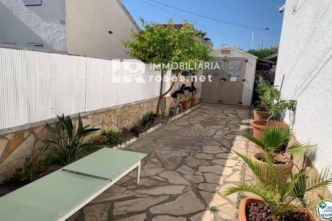 Villa i Roses, Gerona, Roses - € 335 000 | Ref: 3772 - foto 47