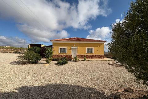 Villa i Pinoso, Alicante, Pinoso - € 299.995 | Ref: JJ7253 - foto 2