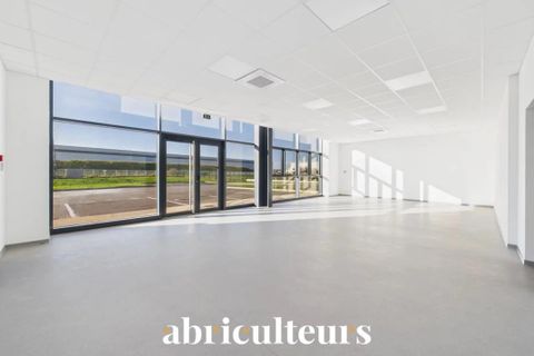 Erhvervsejendom i Chartres, Eure-et-Loir, Chartres - € 894.000 | Ref: GDV130460028000_1 - foto 1