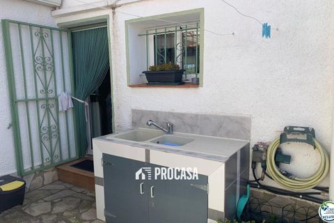 Villa a Roses, Gerona, Roses - € 335.000 | Ref: 4235 - foto 33