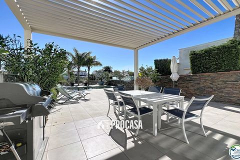 Villa i Empuriabrava, Gerona, Empuriabrava - € 930.000 | Ref: 4233 - foto 9