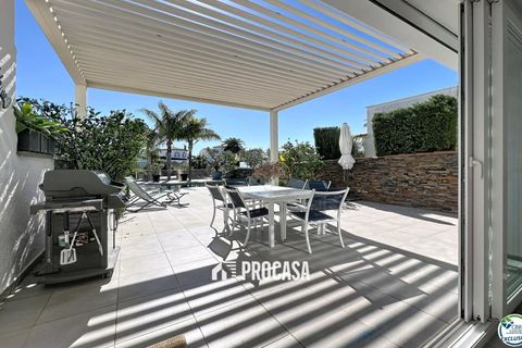 Villa i Empuriabrava, Gerona, Empuriabrava - € 930.000 | Ref: 4233 - foto 10