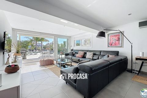 Villa i Empuriabrava, Gerona, Empuriabrava - € 930.000 | Ref: 4233 - foto 13