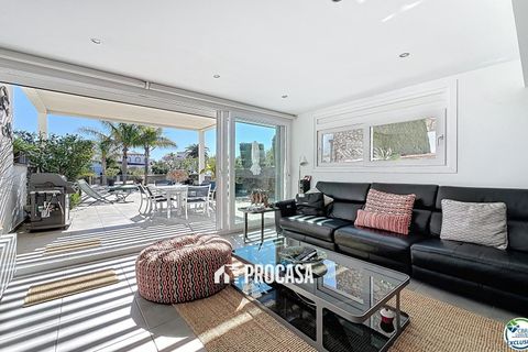 Villa i Empuriabrava, Gerona, Empuriabrava - € 930.000 | Ref: 4233 - foto 14