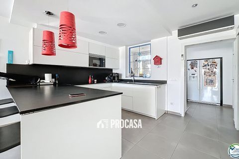 Villa i Empuriabrava, Gerona, Empuriabrava - € 930.000 | Ref: 4233 - foto 21