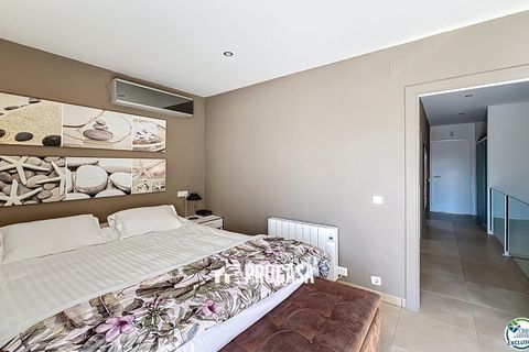 Villa i Empuriabrava, Gerona, Empuriabrava - € 930.000 | Ref: 4233 - foto 25