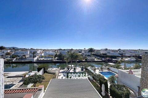 Villa i Empuriabrava, Gerona, Empuriabrava - € 930.000 | Ref: 4233 - foto 28