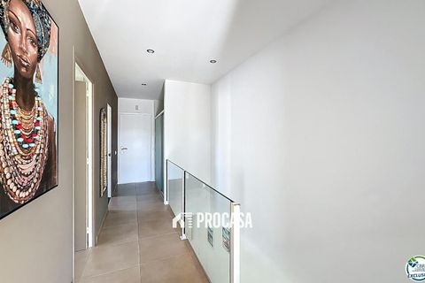 Villa i Empuriabrava, Gerona, Empuriabrava - € 930.000 | Ref: 4233 - foto 32