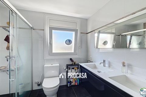 Villa i Empuriabrava, Gerona, Empuriabrava - € 930.000 | Ref: 4233 - foto 36