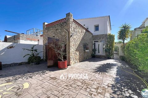 Villa i Empuriabrava, Gerona, Empuriabrava - € 930.000 | Ref: 4233 - foto 43