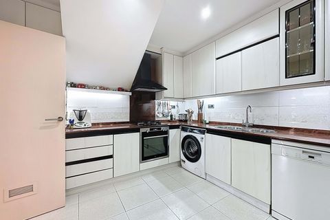 Rækkehus i Barcelona, Barcelona, Barcelona - € 840.000 | Ref: 868566 - foto 15