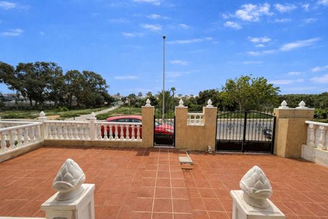Villa en Cabo Roig, Alicante, Cabo Roig - € 220.000 | Ref: MLSC4322285/13477 - photo 4