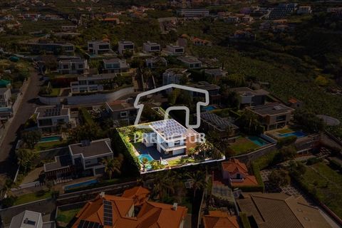 Villa i Funchal, Madeira, Funchal - € 2.290.000 | Ref: 12067-MV - foto 6