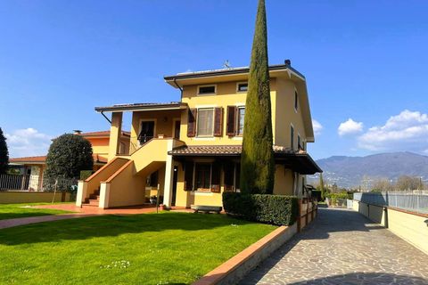 Villa i Capannori, Lucca, Capannori - € 890.000 | Ref: a10862rv2551004 - foto 1