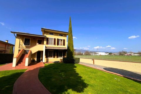 Villa i Capannori, Lucca, Capannori - € 890.000 | Ref: a10862rv2551004 - foto 3