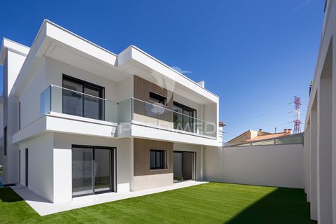 Byhus i Loures, Lisbon, Loures - € 975.000 | Ref: 059693 - foto 14