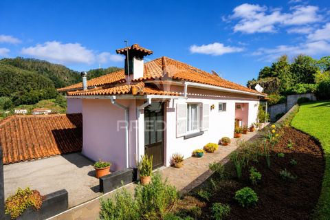 Stadthaus in Machico, Madeira, Machico - € 790.000 | Ref: 059774 - Foto 1
