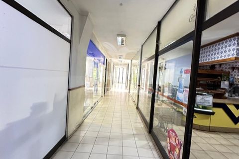 L'establiment comercial a Valenca, Viana do Castelo, Valenca - € 350/mes | Ref: 059765 - foto 8