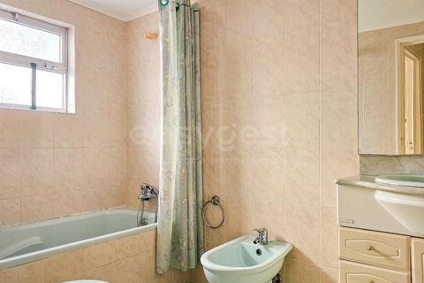 Villa a Ponta Delgada, Sao Miguel, Ponta Delgada - € 350.000 | Ref: AZ99030FR - foto 10