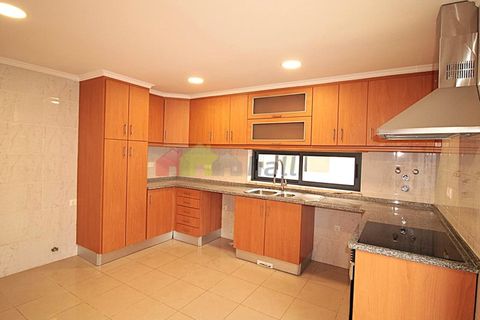 Villa i Laranjeiro, Setubal, Laranjeiro - € 695.000 | Ref: 022.073.609 - foto 13