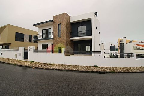 Villa i Laranjeiro, Setubal, Laranjeiro - € 695.000 | Ref: 022.073.609 - foto 41