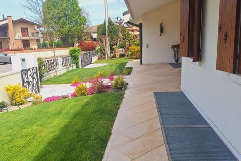 Villa i Castelfranco Veneto, Treviso, Castelfranco Veneto - € 700.000 | Ref: CV26015 - foto 17