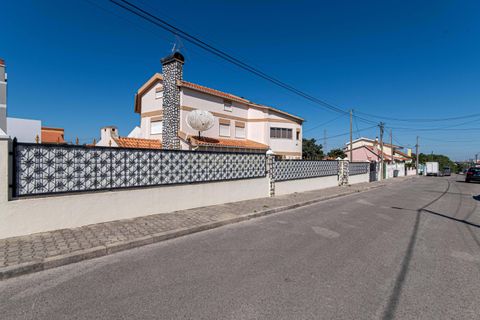 Villa i Seixal, Setubal, Seixal - € 749.000 | Ref: C0483-01821 - foto 4