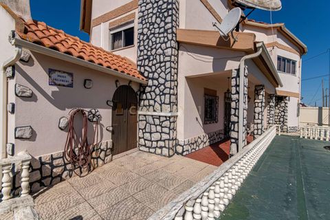 Villa i Seixal, Setubal, Seixal - € 749.000 | Ref: C0483-01821 - foto 7