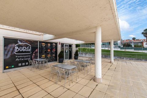 Erhvervsejendom i Oeiras, Lisbon, Oeiras - € 45.000 | Ref: C0483-01825 - foto 1
