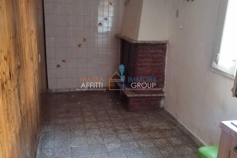 Villa a Massa, Massa and Carrara, Massa - € 220.000 | Ref: 3653 - foto 12