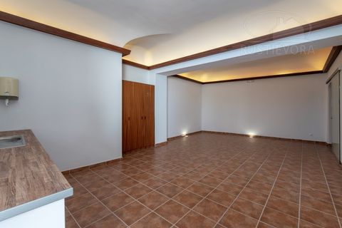 L'establiment comercial a Evora, Evora, Evora - € 650/mes | Ref: 2683 - foto 3