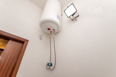 L'establiment comercial a Evora, Evora, Evora - € 650/mes | Ref: 2683 - foto 7