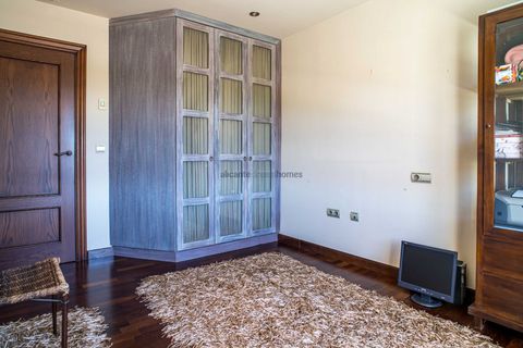 Villa en Elda, Alicante, Elda - € 430.000 | Ref: ANN-R173 - photo 47