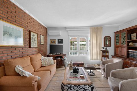 Villa i Orihuela, Alicante, Orihuela - € 450.000 | Ref: C-1180 - foto 12