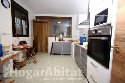 Villa a Catarroja, Valencia, Catarroja - € 600.000 | Ref: 010SAA600.FPV-B/3716 - foto 11