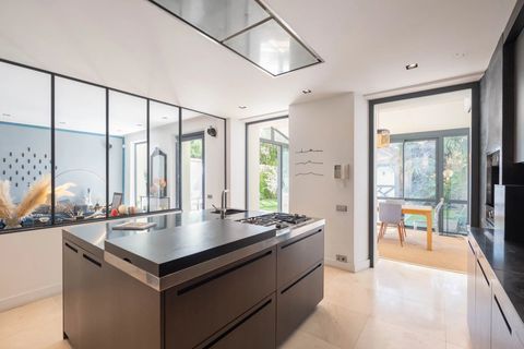 Leilighet i Marseille, Bouches-du-Rhone, Marseille - € 1 490 000 | Ref: HH-16141181 - foto 13