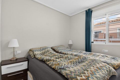 Casa de pueblo en Punta Prima, Alicante, Punta Prima - € 349.000 | Ref: 200-4725 - photo 13