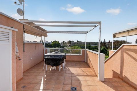 Casa de pueblo en Punta Prima, Alicante, Punta Prima - € 349.000 | Ref: 200-4725 - photo 23