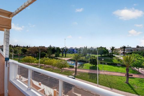 Casa de pueblo en Punta Prima, Alicante, Punta Prima - € 349.000 | Ref: 200-4725 - photo 24