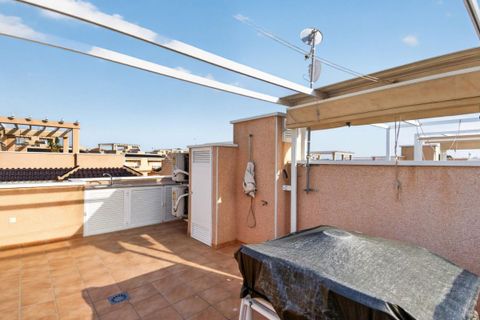 Casa de pueblo en Punta Prima, Alicante, Punta Prima - € 349.000 | Ref: 200-4725 - photo 25