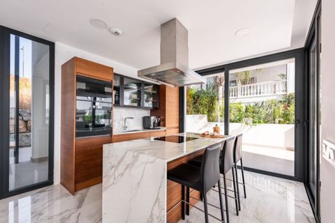 Villa a Estepona, Malaga, Estepona - € 1.440.000 | Ref: CDS5147518-FO - foto 12