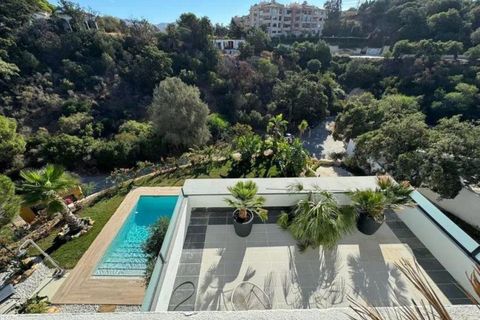 Villa i Elviria, Malaga, Elviria - € 1.795.000 | Ref: CDS4930855-FO - foto 1