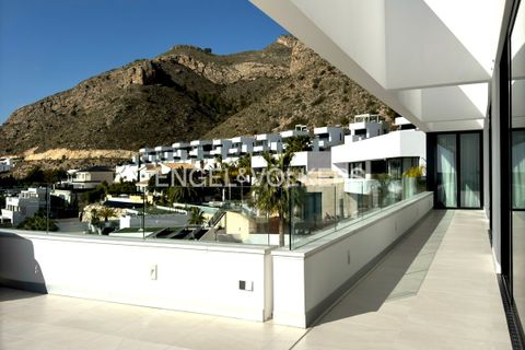 Villa i Finestrat, Alicante, Finestrat - € 2.300.000 | Ref: W-02ZYM3 - foto 30