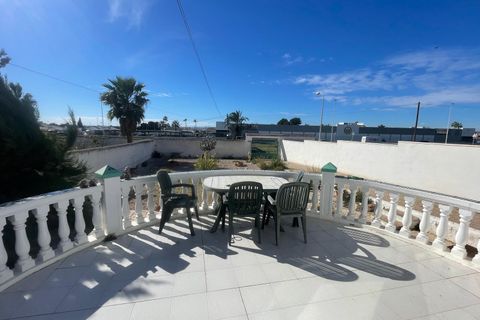Villa a Torrevieja, Alicante, Torrevieja - € 268.000 | Ref: MPD436 - foto 2