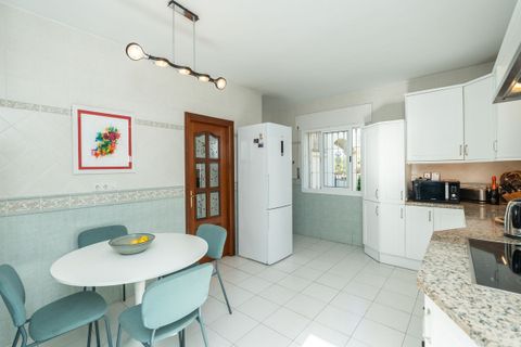 Villa a Marbesa, Malaga, Marbesa - € 1.750.000 | Ref: CDS5350132-FO - foto 12